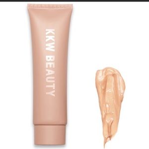 KKW Beauty Skin Perfecting Body Shimmer